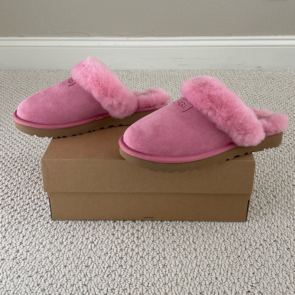 UGG Cozy Slippers - Picture 2 of 8